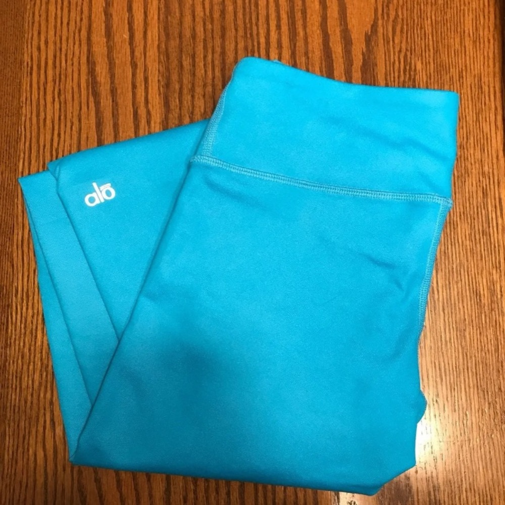 NWOT Alo leggings